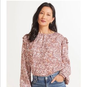 NWOT Evereve Roan and Ryan Riley Ruffle Shoulder Blouse Size XS